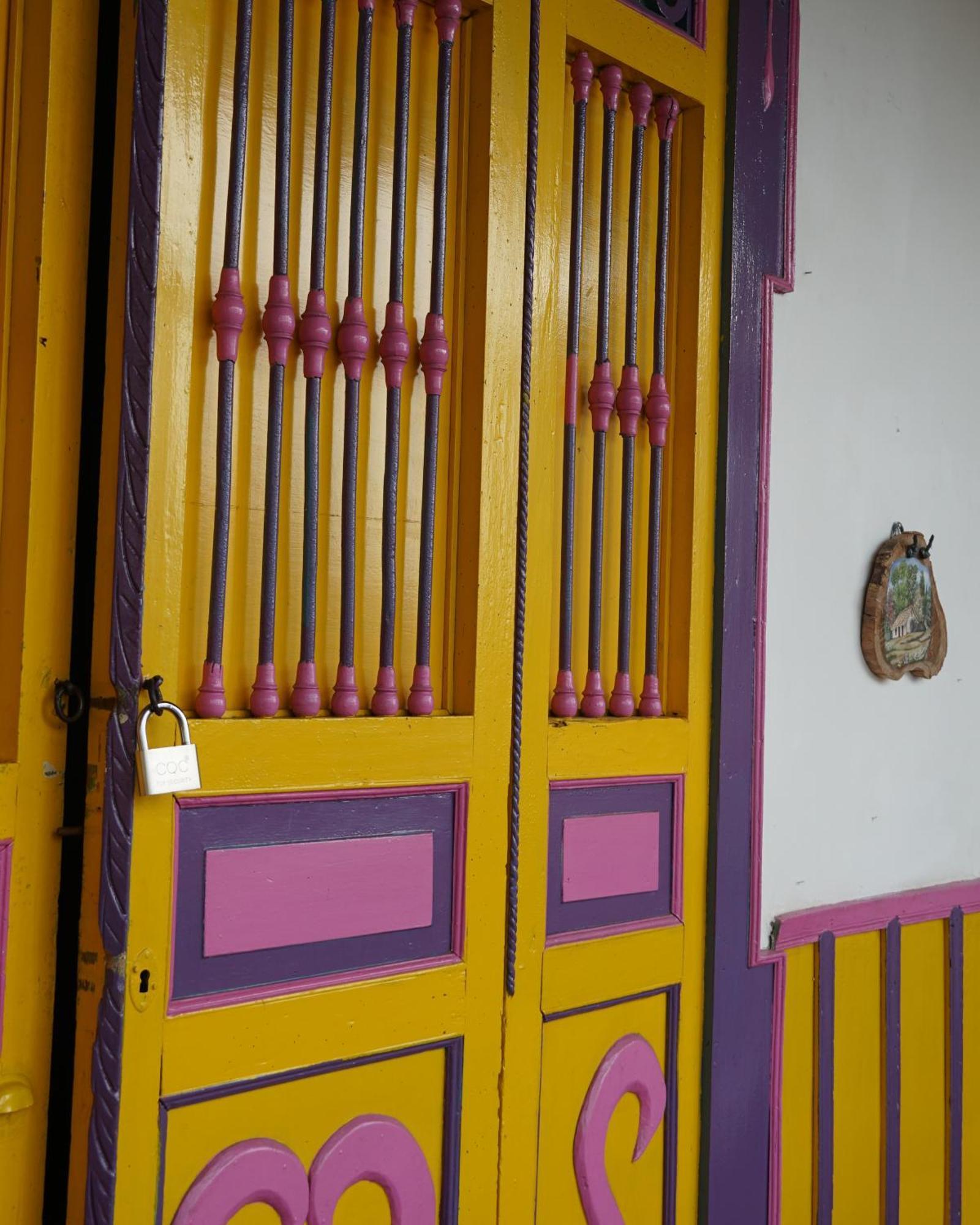 Hostal Bremen Jq フィランディア エクステリア 写真
