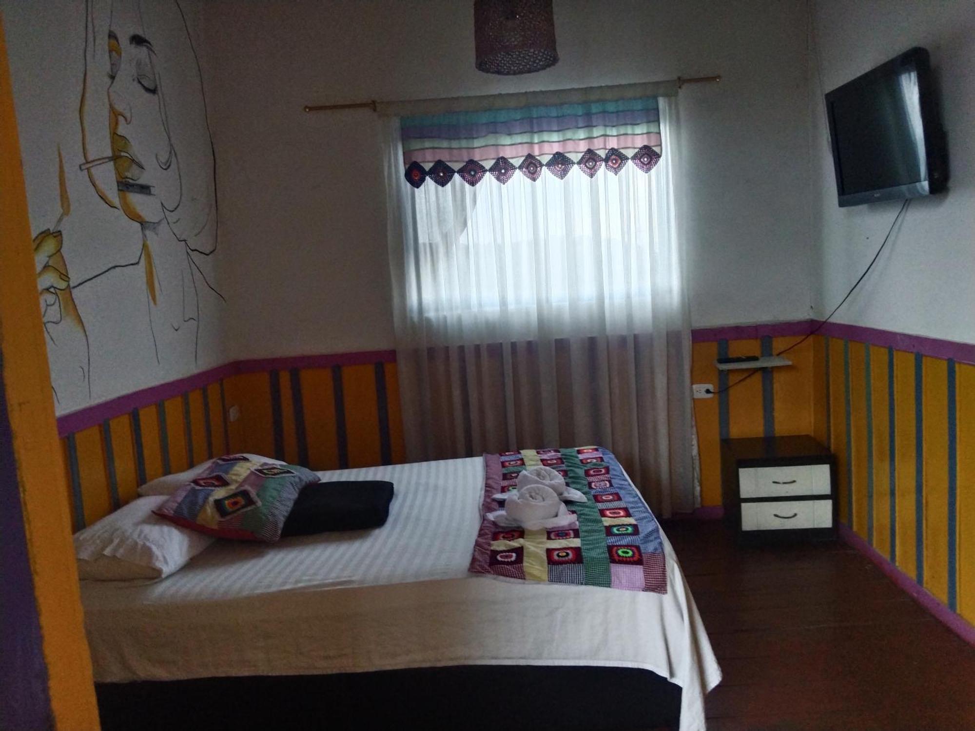 Hostal Bremen Jq フィランディア エクステリア 写真